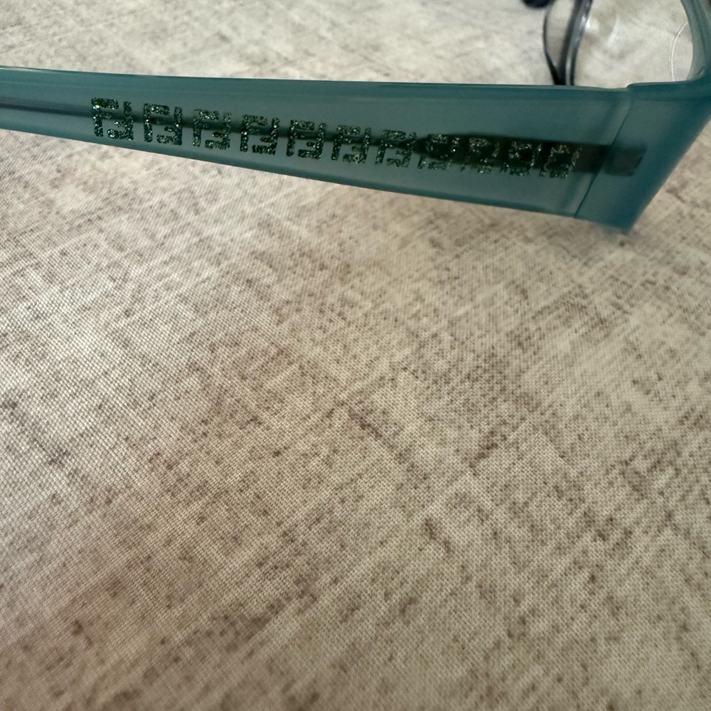 Fendi Blue Rectangular Glasses with Glossy Finish - Picture 3 of 6